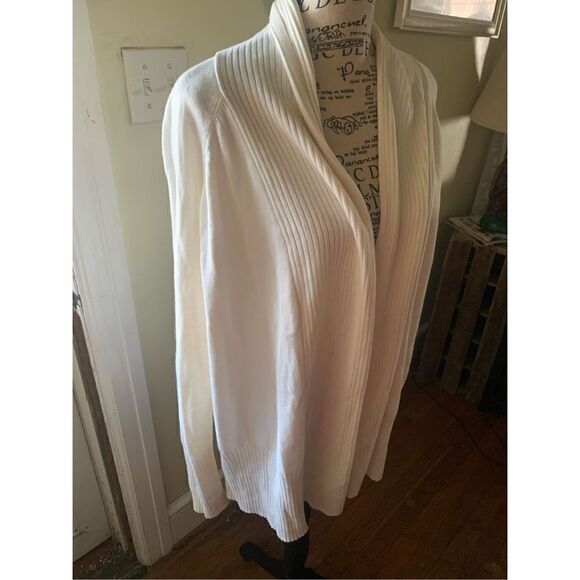 Crown & Ivy Cream Cardigan - Picture 5 of 9